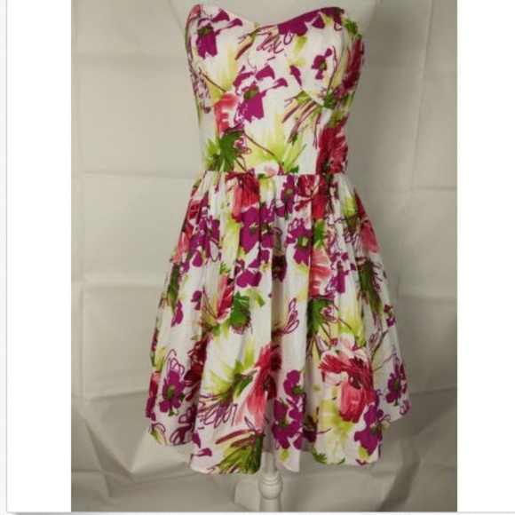 Allen B. By Allen Schwartz Dresses & Skirts - Allen B. Dress Sz 10 White Floral Micro A Line